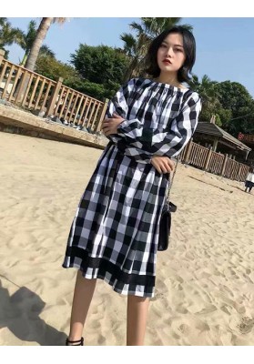 Black Grid Pattern Decorated Long Sleeves Dress